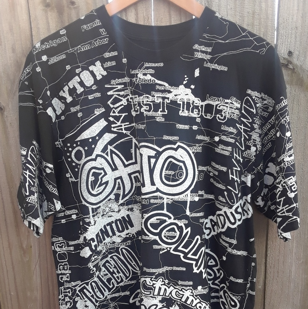 Ohio All Over Graphic T-Shirt Size Medium New